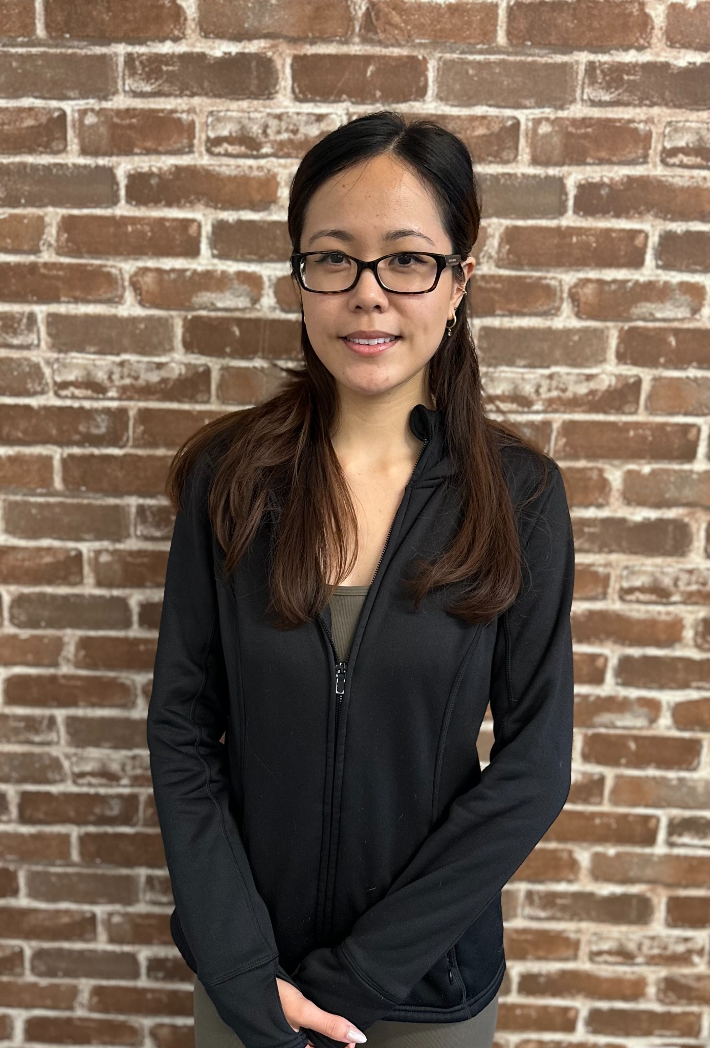 Chrissy Baclagan, Front Desk Assistant